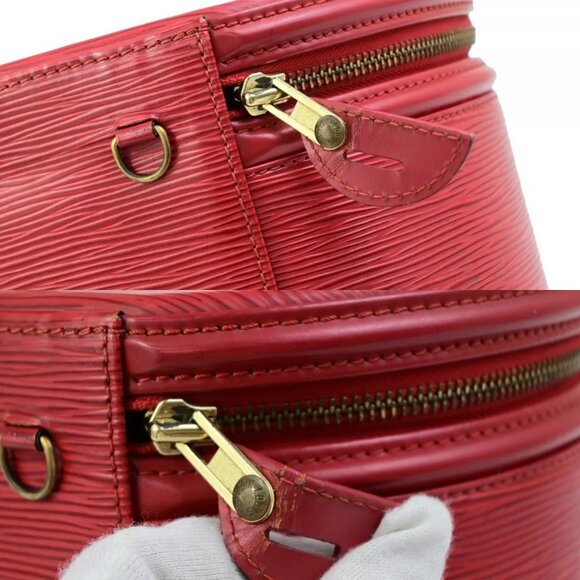 LOUIS VUITTON LV Logo Cannes Hand Vanity Bag Epi Leather Red M48037 31EC931 - Picture 8 of 16